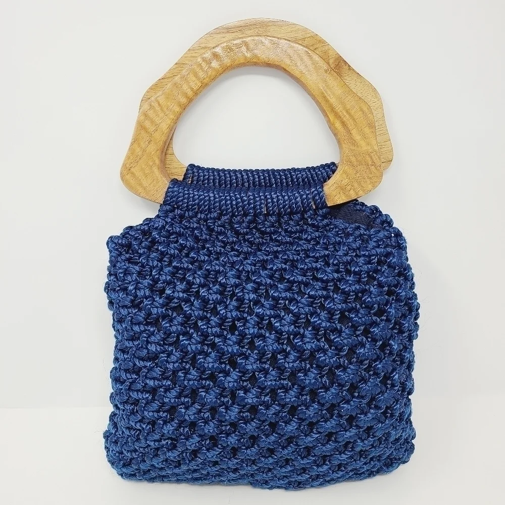 Unbranded | Blue Weaved Bag w/ Wooden Handles (One Size)